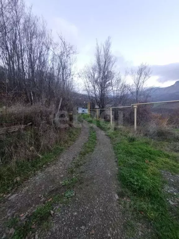Участок в Крым, Алушта муниципальный округ, с. Нижняя Кутузовка ул. ... - Фото 1