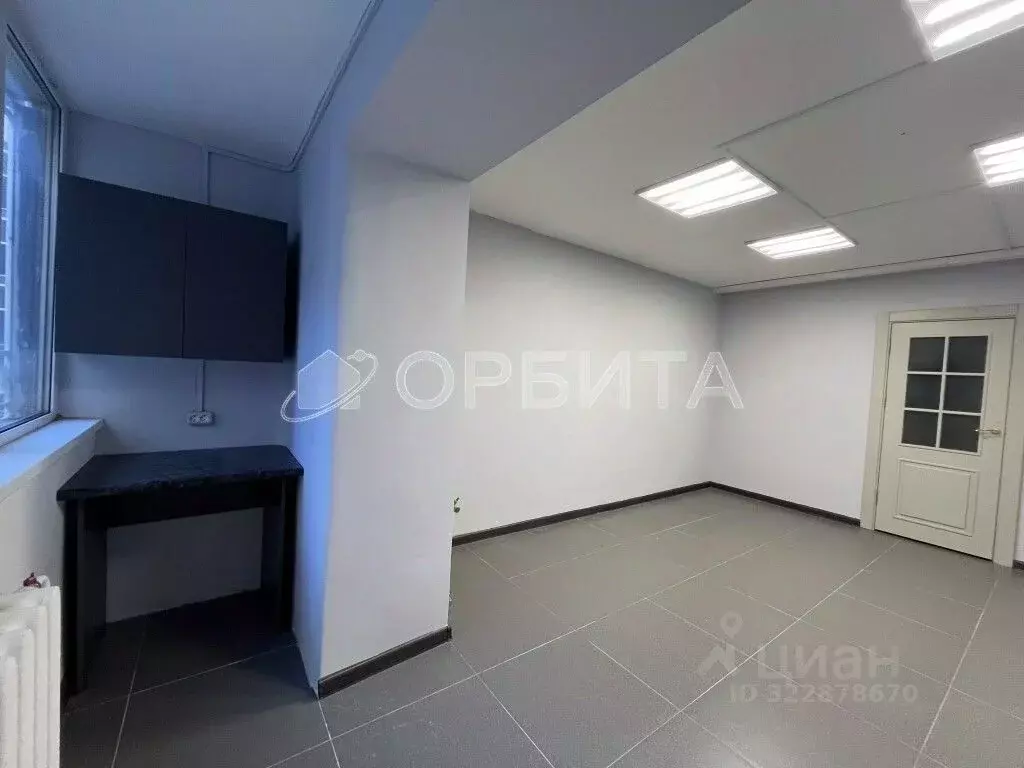 Помещение свободного назначения в Тюменская область, Тюмень ул. ... - Фото 2