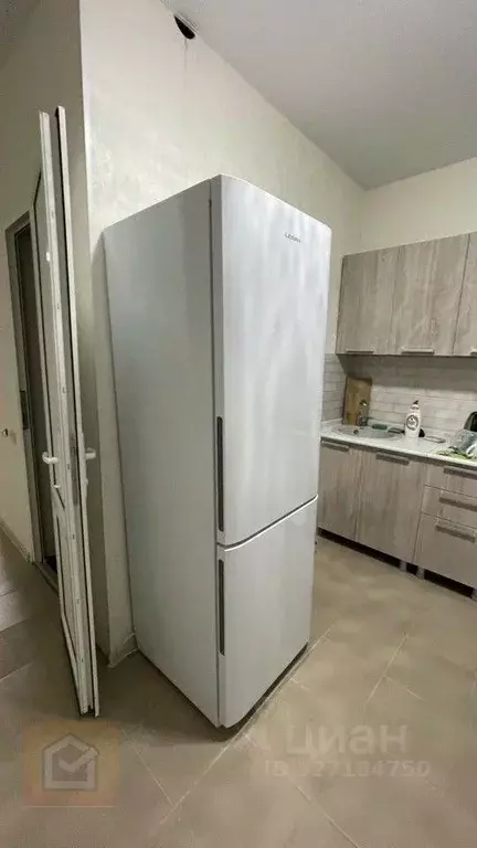 6-к кв. Крым, Симферопольский район, с. Мирное ул. Речная, 24 (400.0 ... - Фото 2