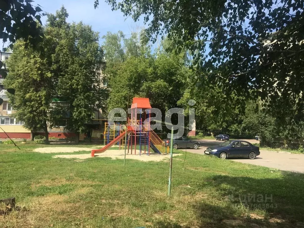 3-к кв. Тамбовская область, Тамбов ул. имени Сергея Лазо, 2А (54.0 м) - Фото 0