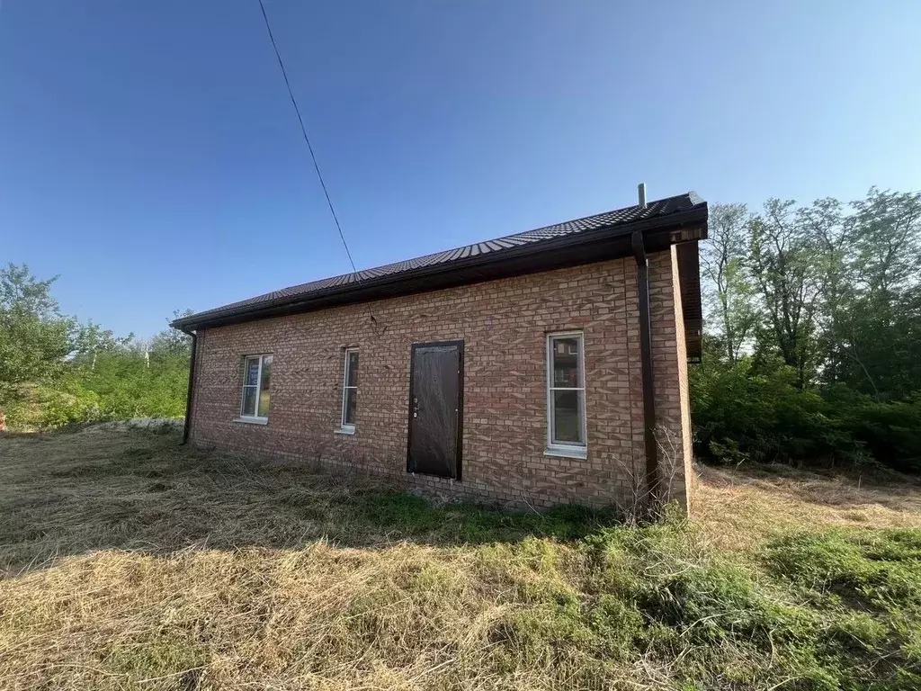 Дом в Ростовская область, Родионово-Несветайская сл. ул. 30 лет ... - Фото 1