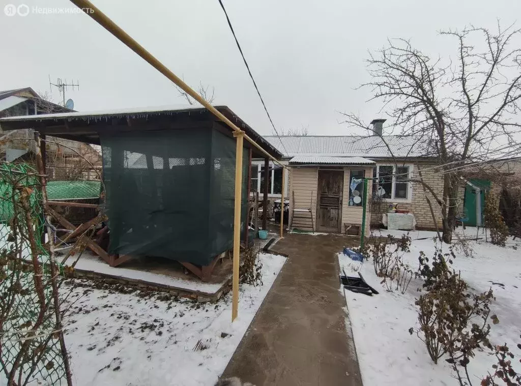 Дом в Каменск-Шахтинский, Первомайская улица (99 м) - Фото 1