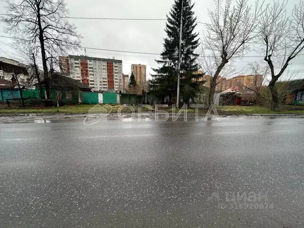 Участок в Тюменская область, Тюмень Комбинатская ул. (14.5 сот.) - Фото 0
