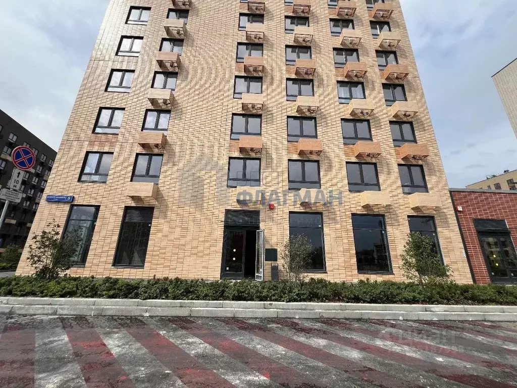 Помещение свободного назначения в Москва ул. Братьев Бромлей, 5к1 (90 ... - Фото 1