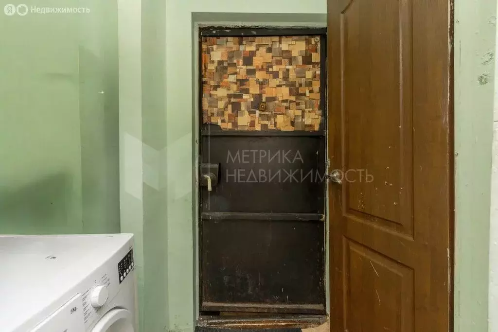 Квартира-студия: Тюмень, улица Бабарынка, 16А (17 м) - Фото 0