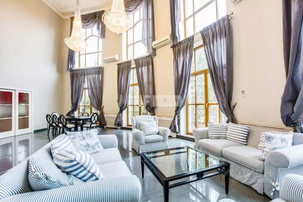 Коттедж в Московская область, Красногорск городской округ, с. ... - Фото 1