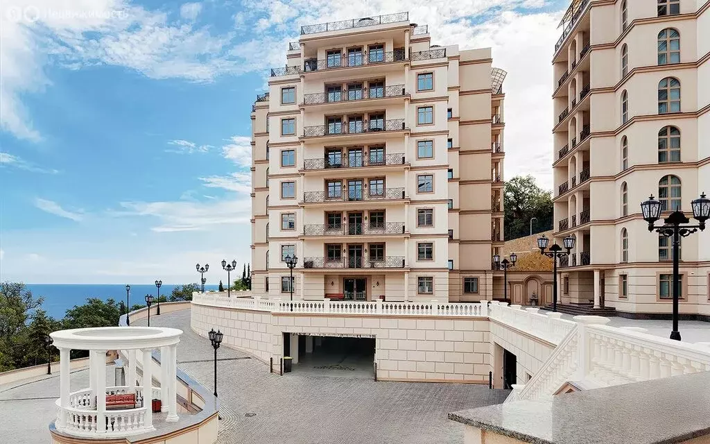 3-комнатная квартира: Ореанда, 60Гк8 (240.1 м) - Фото 1