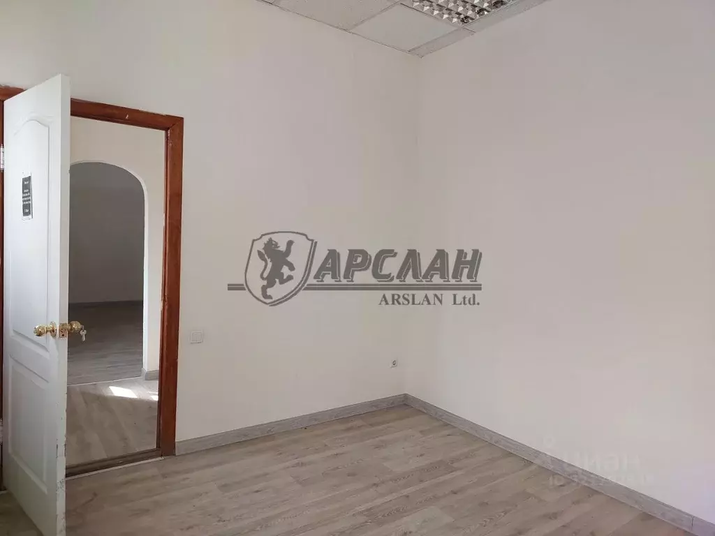 Офис в Татарстан, Казань ул. Бутлерова, 54а (47 м) - Фото 1
