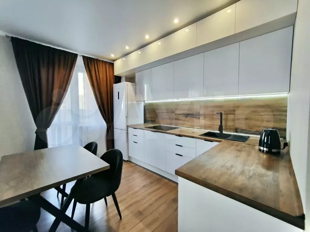 2-к. квартира, 55 м, 3/9 эт. - Фото 0