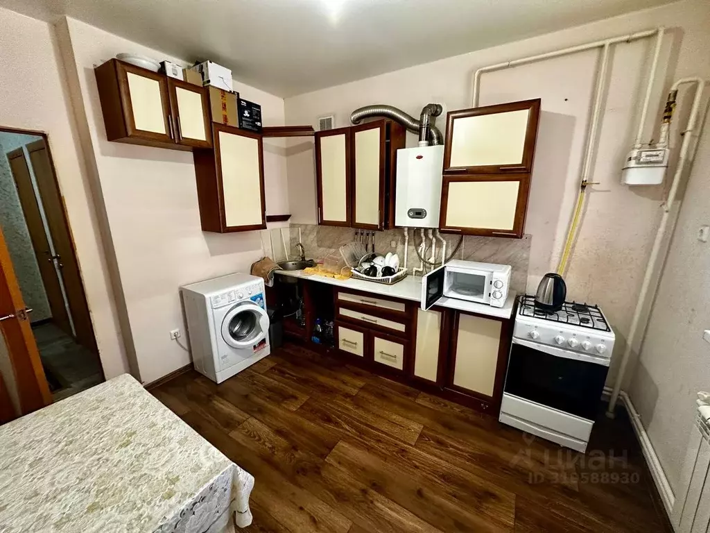 2-к кв. Ростовская область, Новошахтинск Горняцкая ул., 16 (45.0 м) - Фото 1