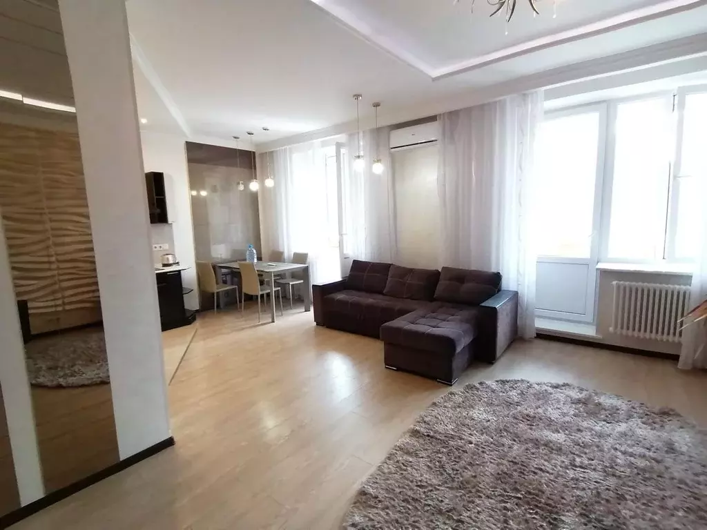 2-к кв. Московская область, Реутов Юбилейный просп., 47 (90.0 м) - Фото 1
