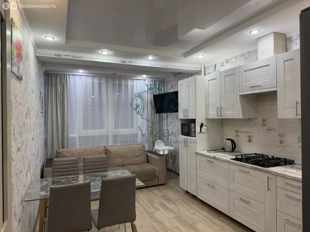 1-комнатная квартира: село Небуг, улица Газовиков, 3А/3 (45 м) - Фото 1