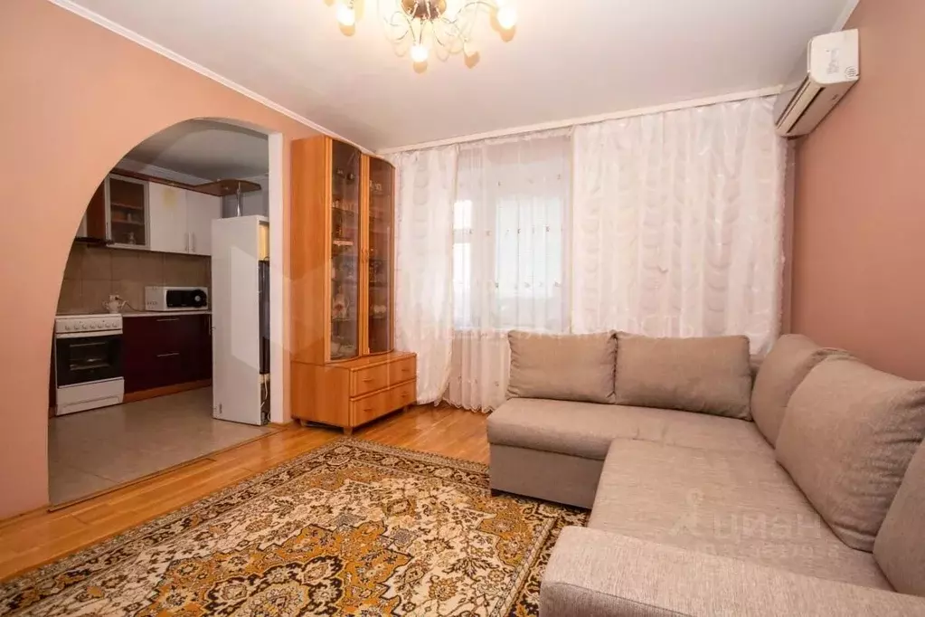 2-к кв. Тюменская область, Тюмень Северная ул., 3 (54.0 м) - Фото 0