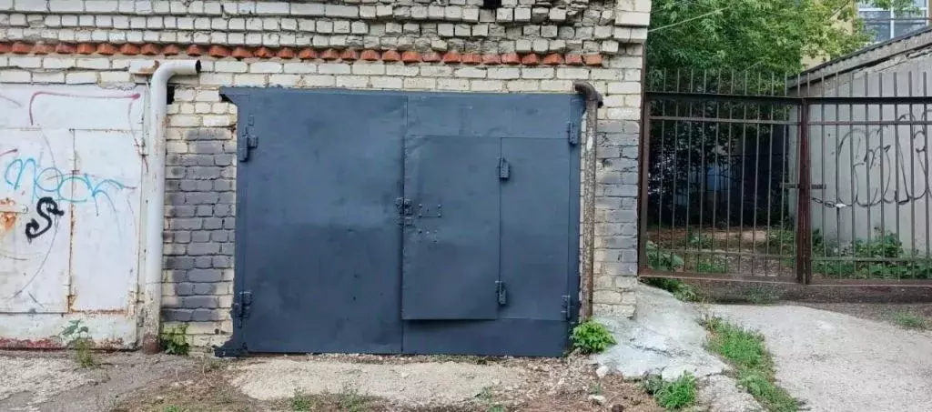 Гараж в Саратовская область, Саратов проезд 3-й Дегтярный (22 м) - Фото 1