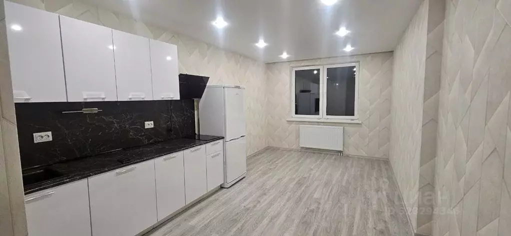 2-к кв. Свердловская область, Верхняя Пышма ул. Щорса, 8 (42.0 м) - Фото 1