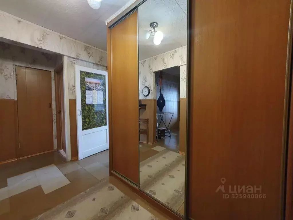 3-к кв. Омская область, Омск ул. 70 лет Октября, 6/1 (69.5 м) - Фото 1