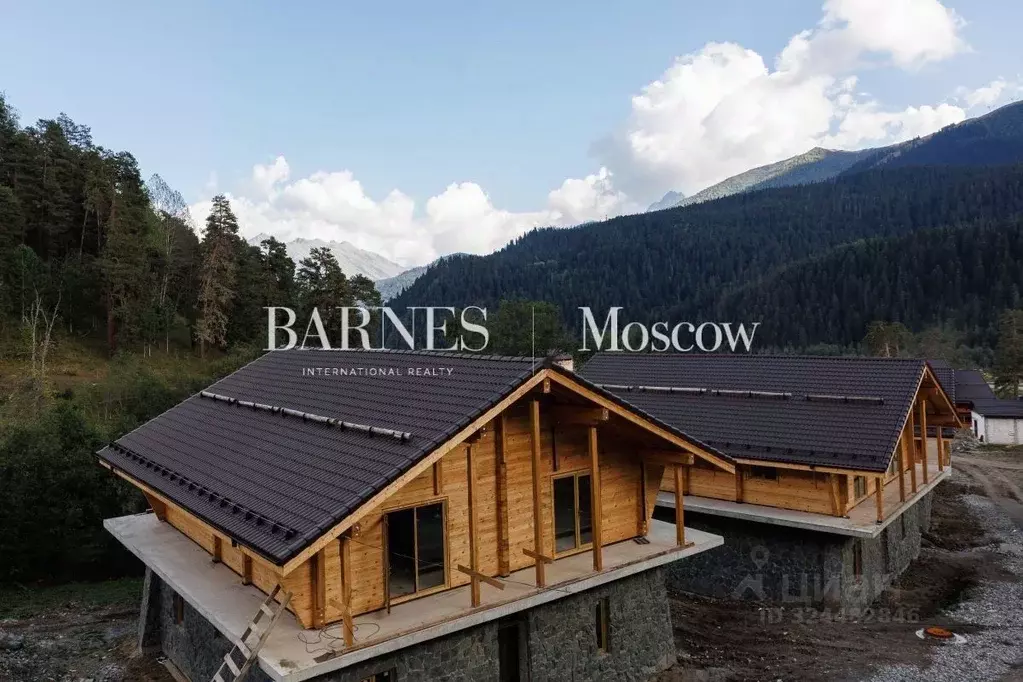 Дом в Карачаево-Черкесия, Зеленчукский район, с. Архыз  (215 м) - Фото 2