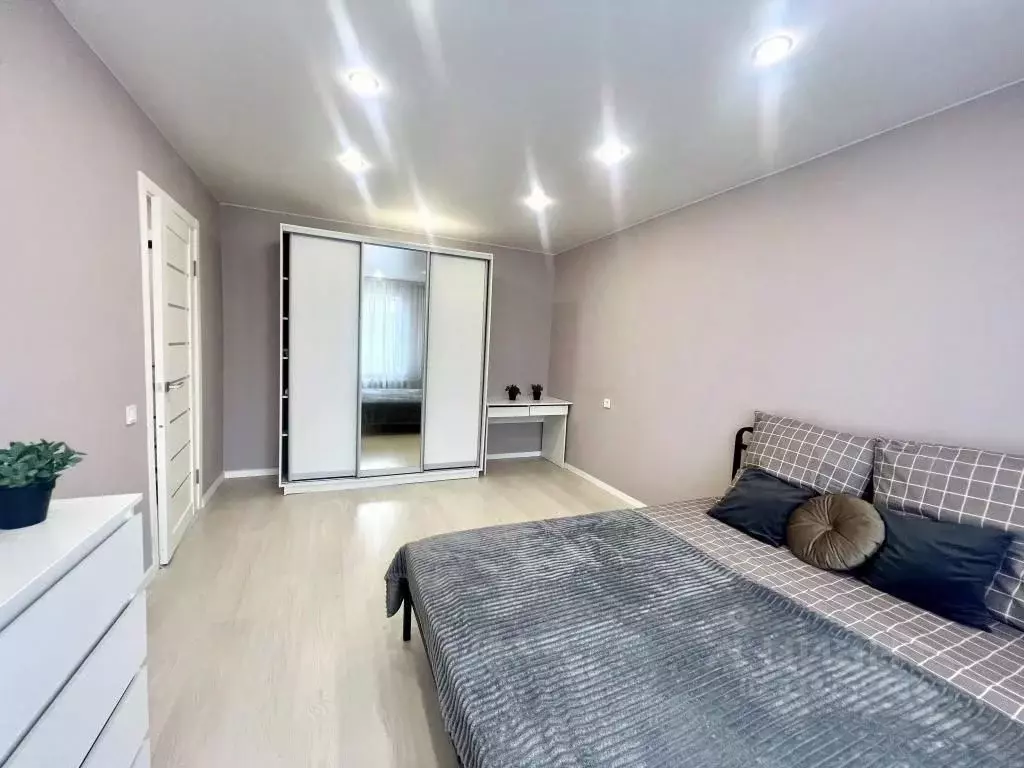 1-к кв. Удмуртия, Ижевск ул. 10 лет Октября, 5 (29.0 м) - Фото 1