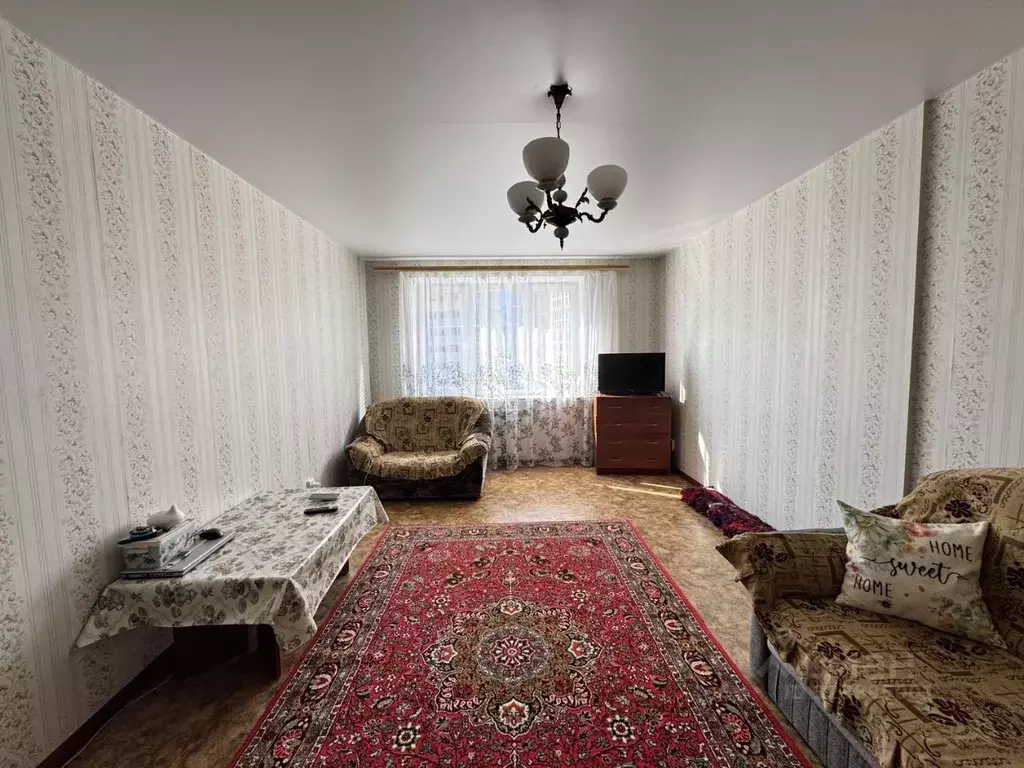 2-к кв. Чувашия, Чебоксары Ярмарочная ул., 15 (65.0 м) - Фото 1