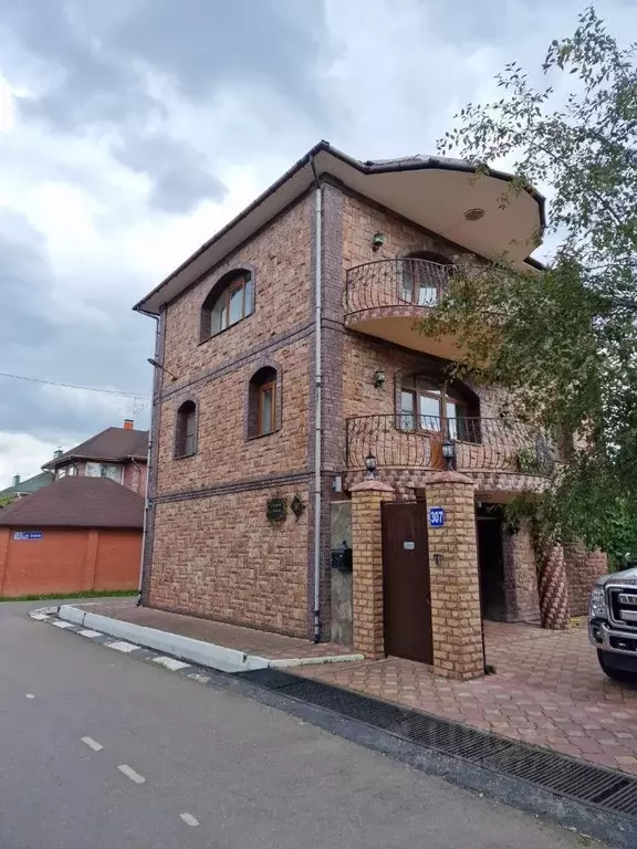 Дом в Московская область, Красногорск городской округ, д. Захарково ... - Фото 1