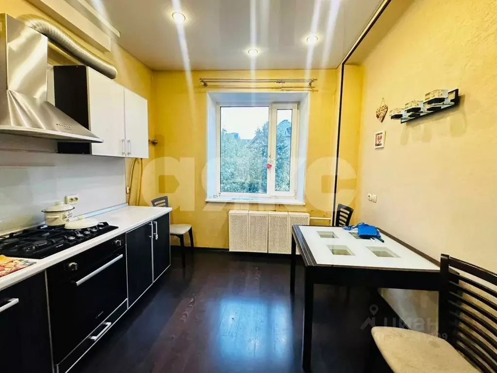 3-к кв. Мурманская область, Мурманск ул. Челюскинцев, 37 (81.5 м) - Фото 1