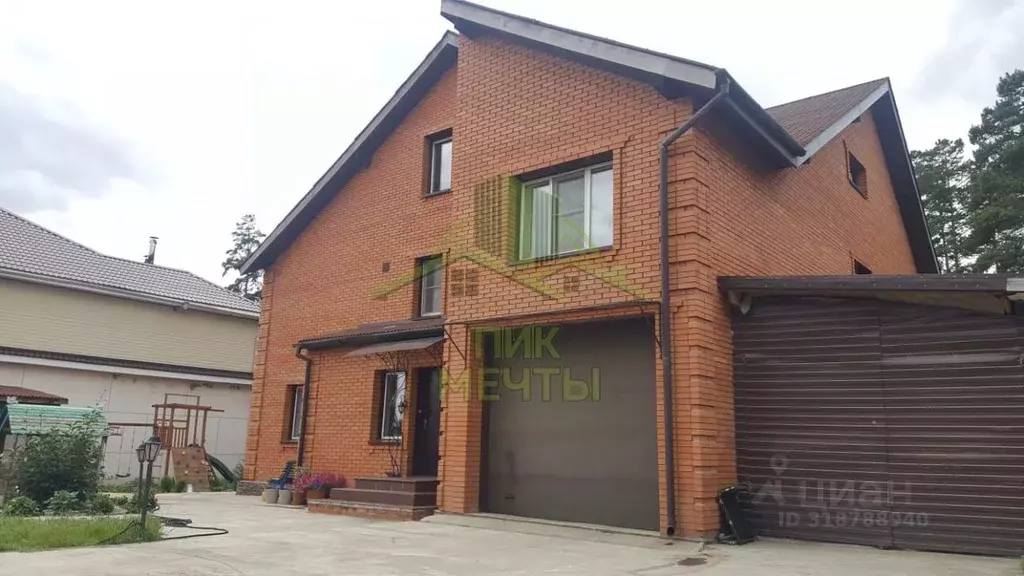 Коттедж в Бурятия, Улан-Удэ ул. Рублевская (450 м) - Фото 1