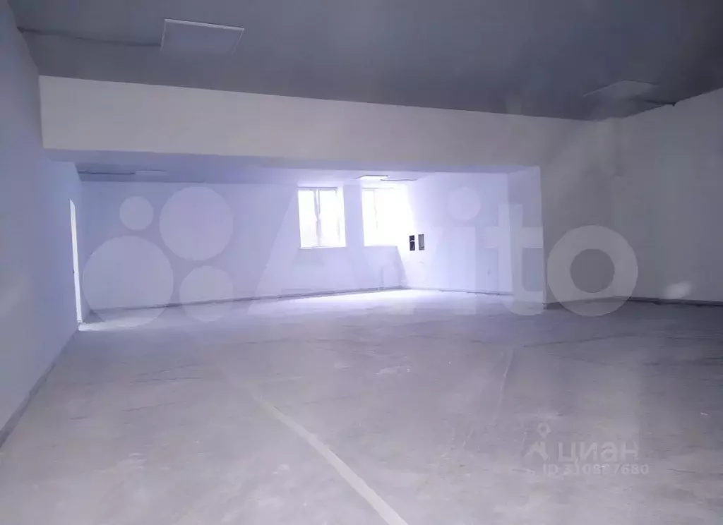 Помещение свободного назначения в Северная Осетия, Владикавказ бул. ... - Фото 1