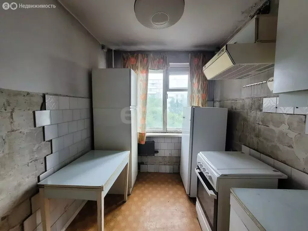 3-комнатная квартира: Новосибирск, Каунасская улица, 5/2 (61.8 м) - Фото 0