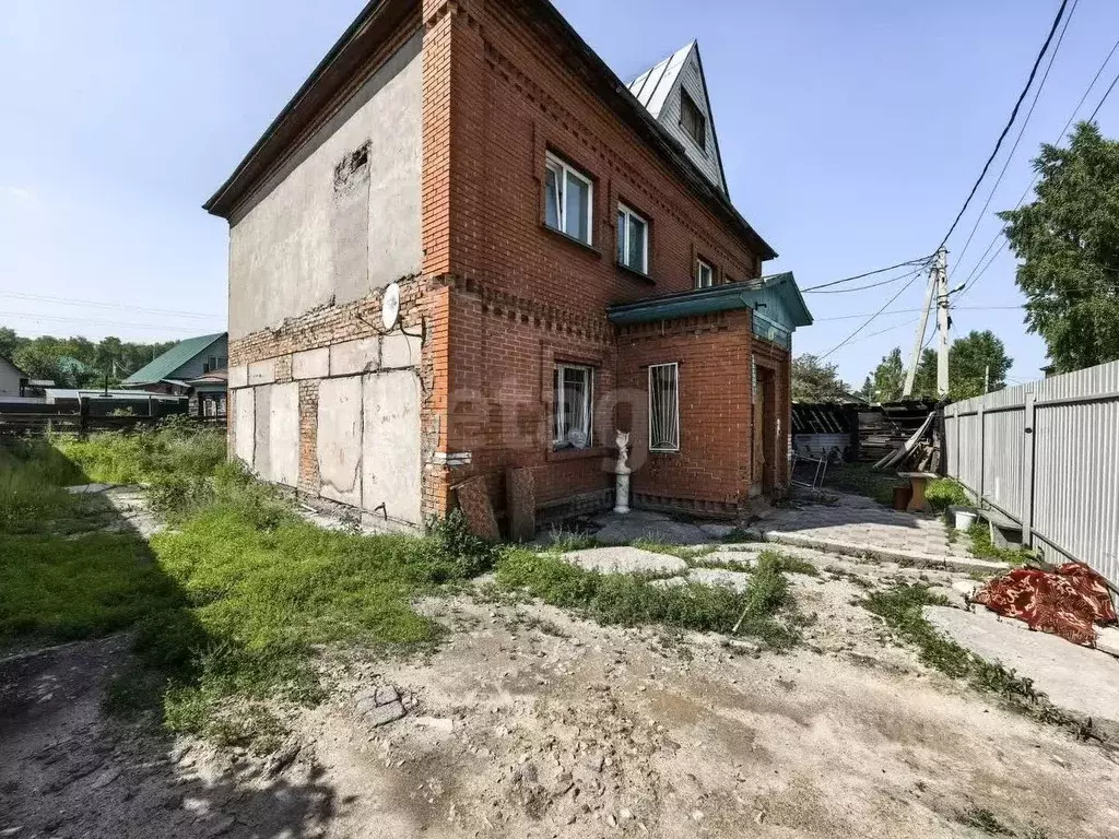 Дом в Новосибирская область, Новосибирск ул. Седова, 1 (300 м) - Фото 0