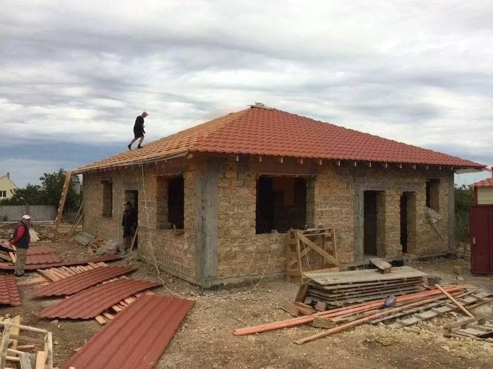 Дом в Крым, Саки ул. Амита Османа (115 м) - Фото 0