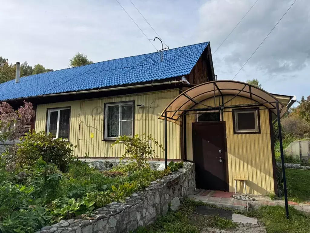 Дом в Алтай, Горно-Алтайск Далекий пер. (61 м) - Фото 1