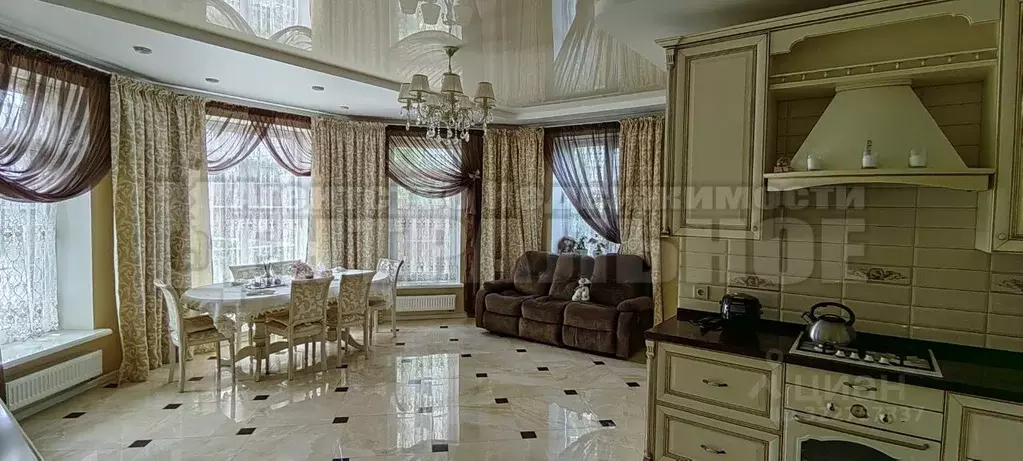 Дом в Смоленская область, Смоленск ул. Багратиона, 38Г (267 м) - Фото 1