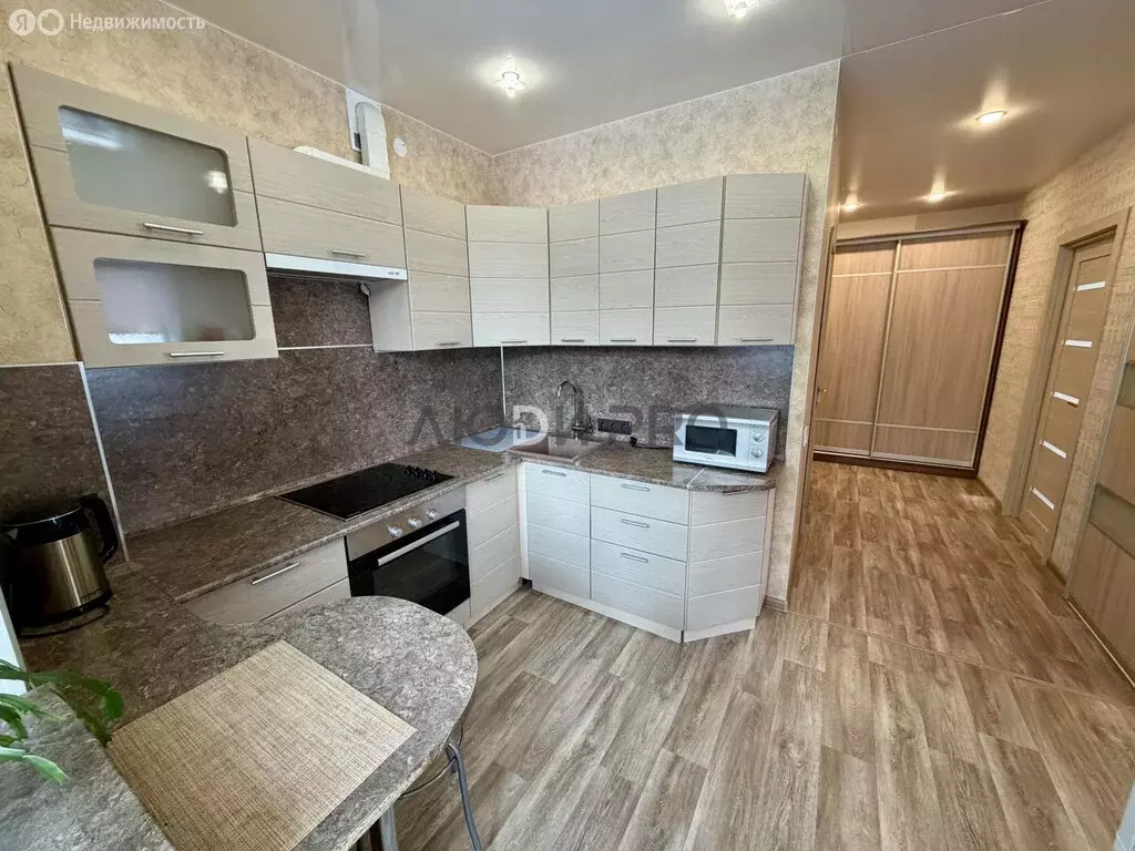 1-комнатная квартира: Сыктывкар, улица Старовского, 48 (38.9 м) - Фото 1