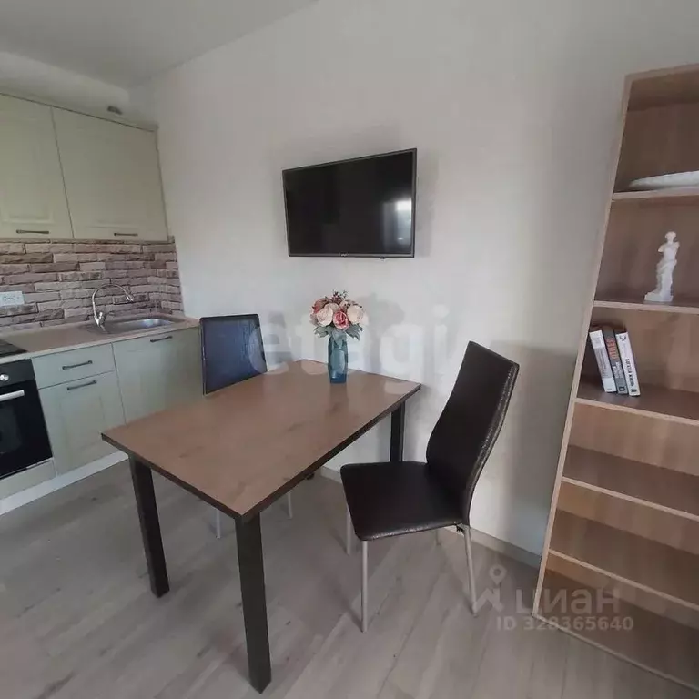 Студия Тюменская область, Тюмень ул. Республики, 204к5 (28.0 м) - Фото 2