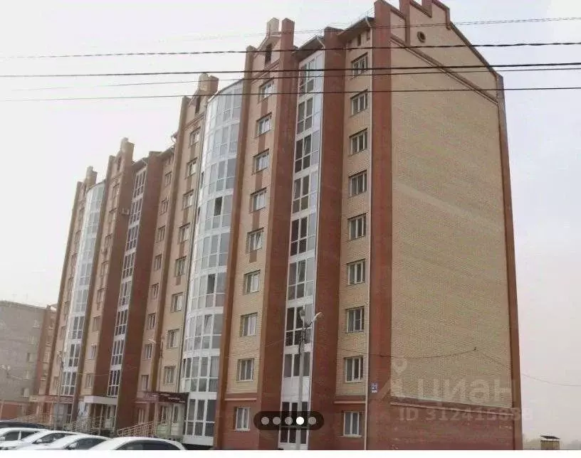 3-к кв. Красноярский край, Ачинск 8-й мкр, 21 (90.0 м) - Фото 0