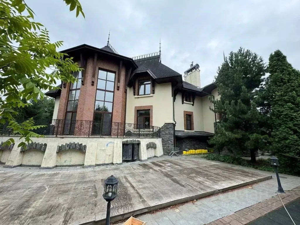 Дом в Московская область, Красногорск Береста тер., 47 (855 м) - Фото 1