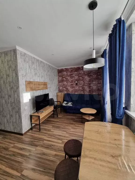 2-к. квартира, 40 м, 1/4 эт. - Фото 1