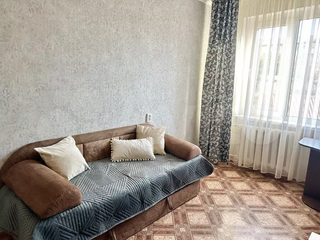 3-к. квартира, 60 м, 5/5 эт. - Фото 1