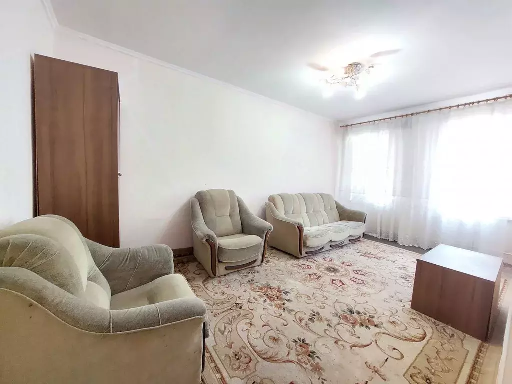 3-к кв. Кабардино-Балкария, Нальчик ул. Свободы (50.0 м) - Фото 0