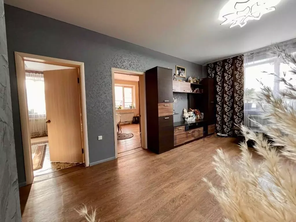 Дом в Челябинская область, Чебаркуль пос. Имени Куйбышева, ул. ... - Фото 2