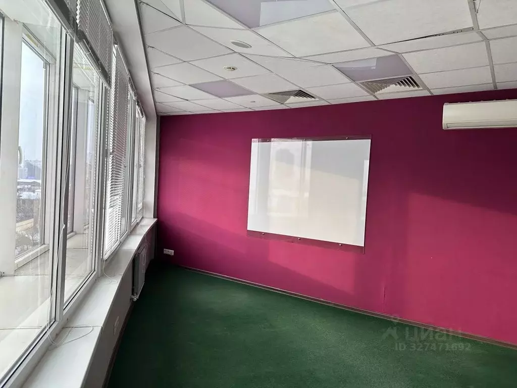 Офис в Свердловская область, Екатеринбург ул. Радищева, 28 (25 м) - Фото 2