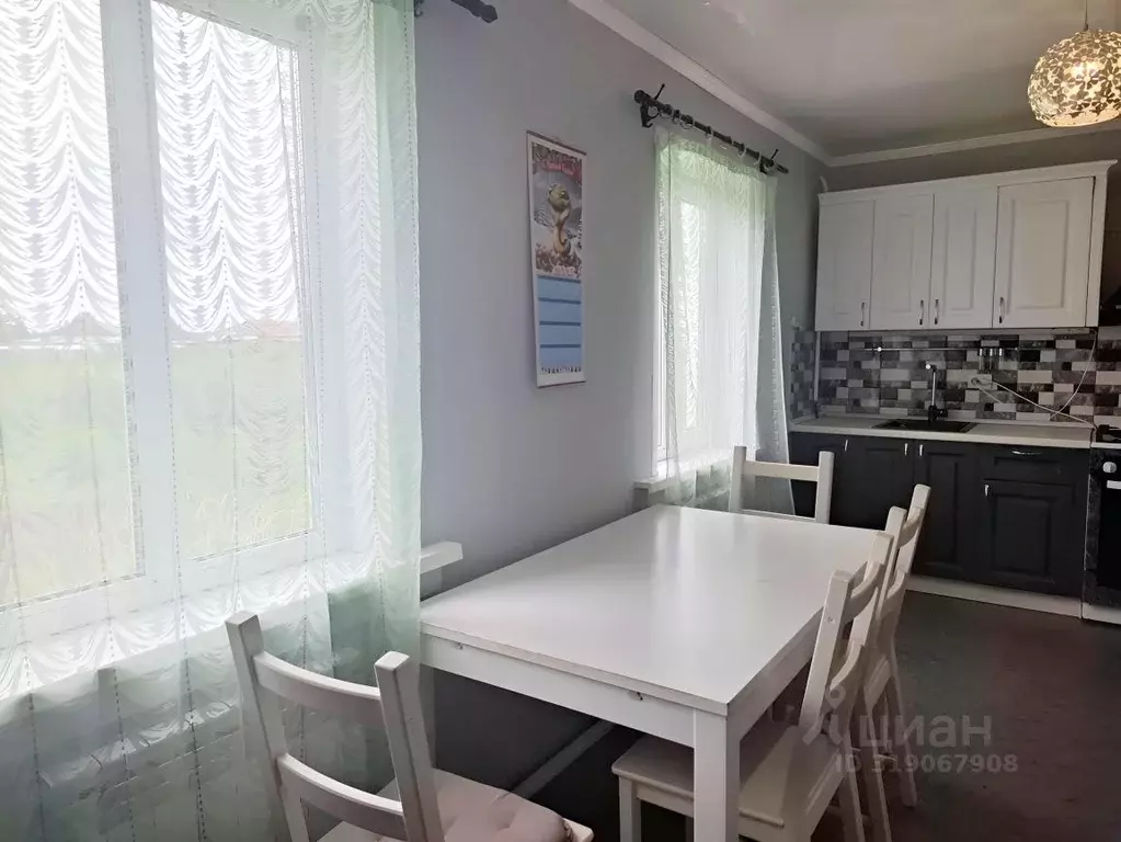 Дом в Омская область, Азовский Немецкий Национальный район, с. ... - Фото 0