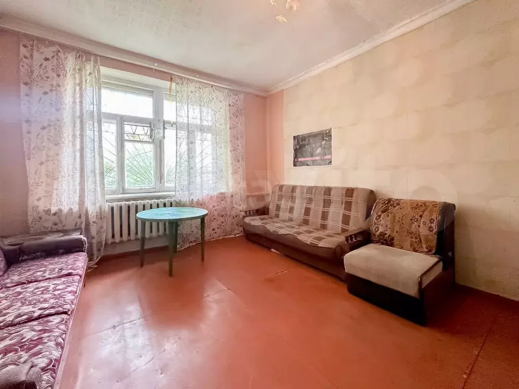 Комната 19,3 м в 6-к., 1/2 эт. - Фото 0