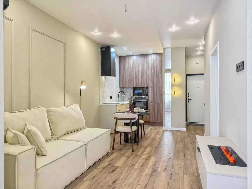 1-к кв. Тюменская область, Тюмень ул. Братьев Бондаревых, 5 (42.1 м) - Фото 1