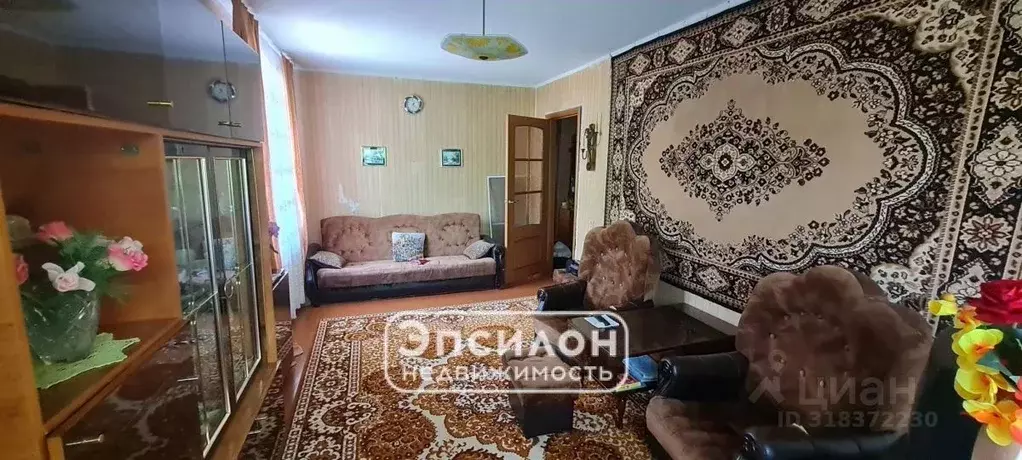 3-к кв. Курская область, Курск Курского завода тракторных запчастей ... - Фото 0