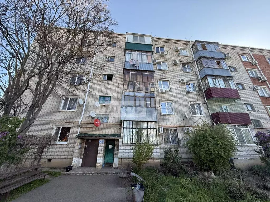 1-к кв. Краснодарский край, Динская ст-ца ул. Красноармейская, 50 ... - Фото 0