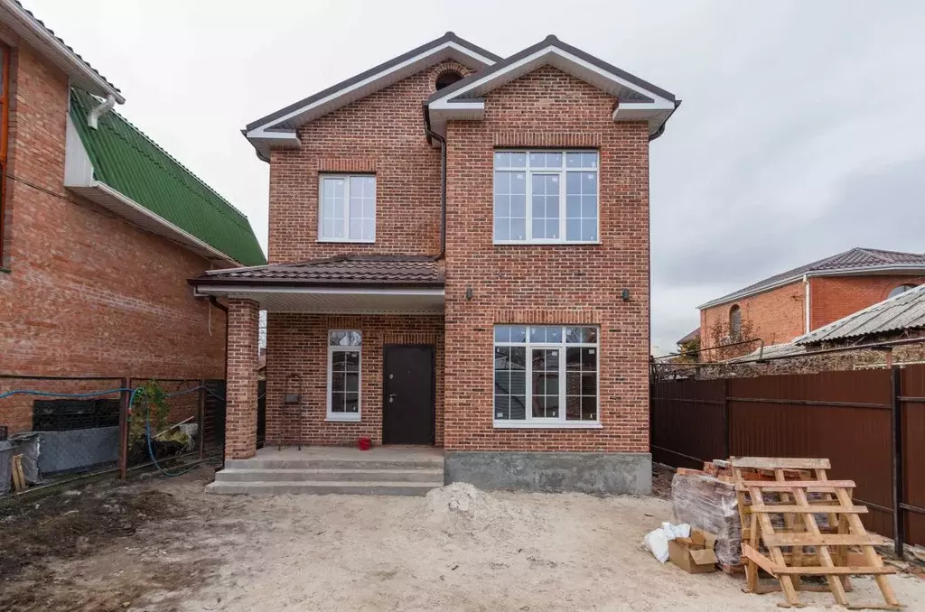 Дом в Ростовская область, Ростов-на-Дону пл. Чкалова (140 м) - Фото 0