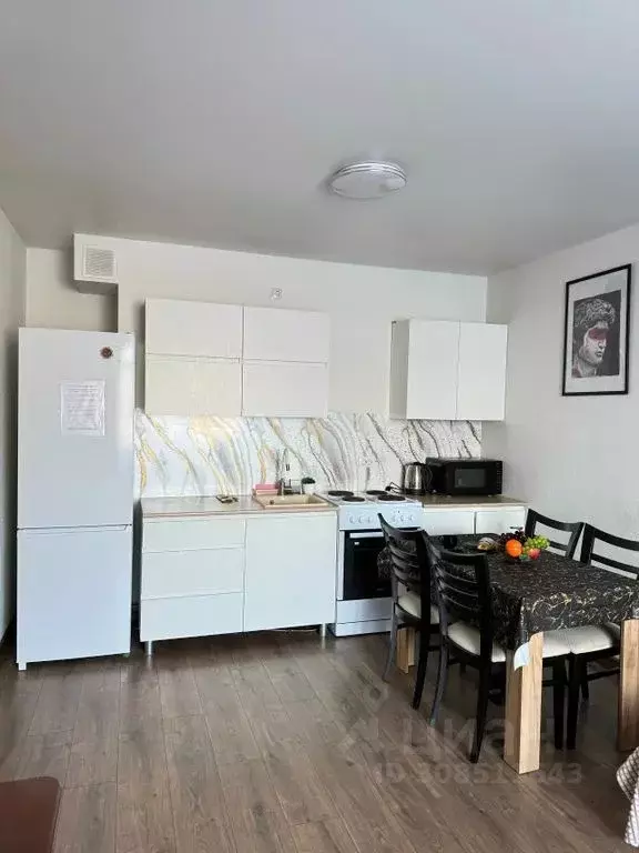 2-к кв. Тюменская область, Тюмень Харьковская ул., 74 (80.0 м) - Фото 1