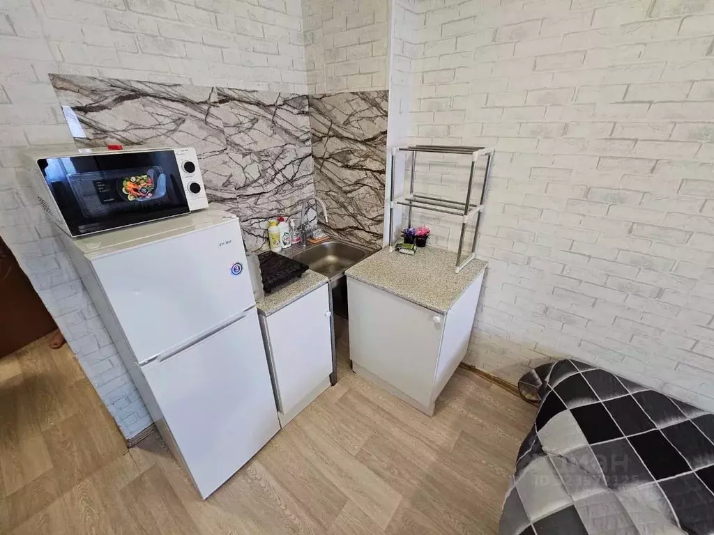 Студия Приморский край, Владивосток Нижнепортовая ул., 6Г (30.0 м) - Фото 2