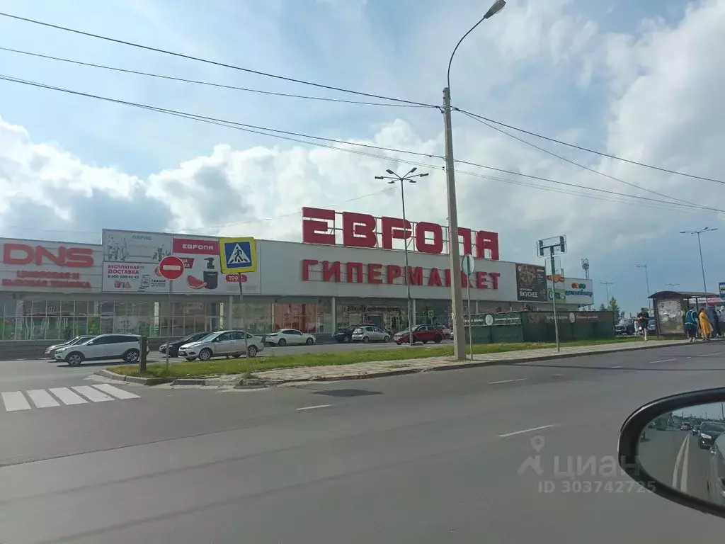 Торговая площадь в Курская область, Курск просп. Анатолия Дериглазова, ... - Фото 0